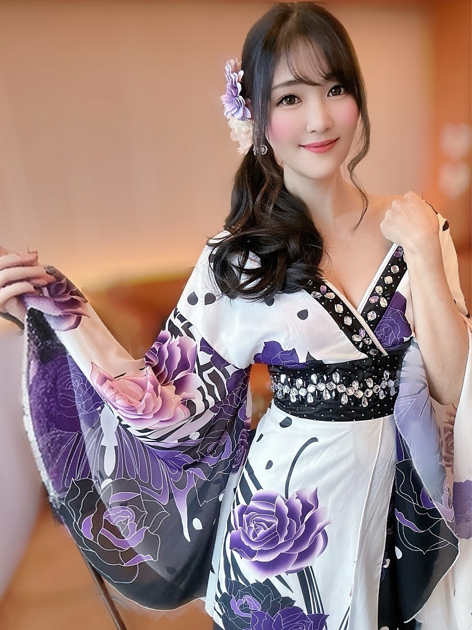 This is absolutely my favorite kimono dress💕