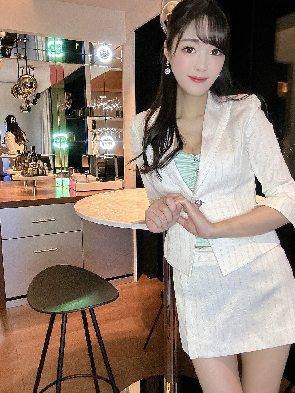 When I worked at a soapland in Japan, I used to wear a suit💖